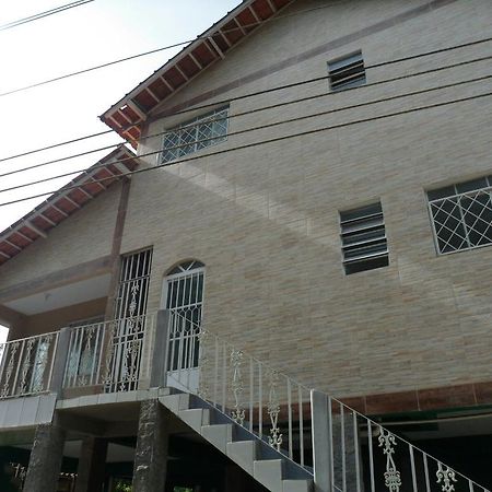 Casas De Temporada Conservatória Esterno foto